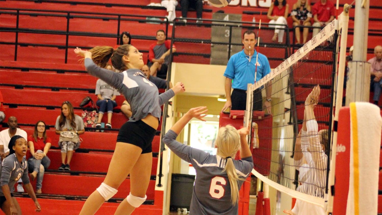 Colonels volleyball fall in Sugar Bowl Classic