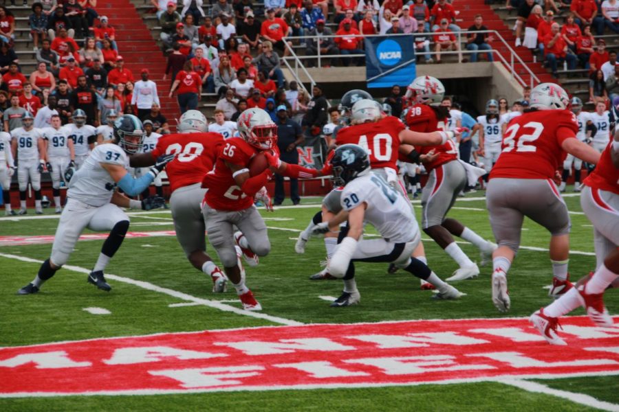 Football focuses on “right now” with spring practice underway