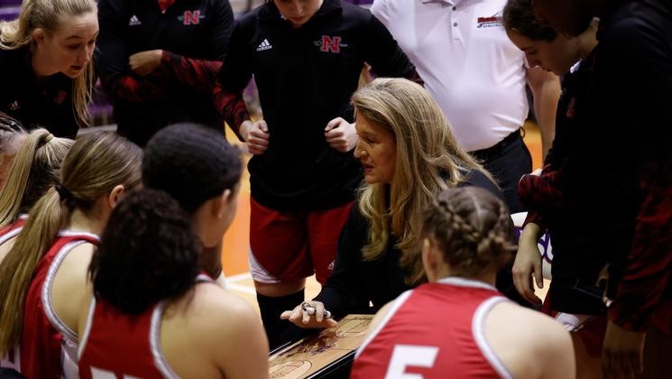 Dobee Plaisance Steps Down As Womens Head Basketball Coach