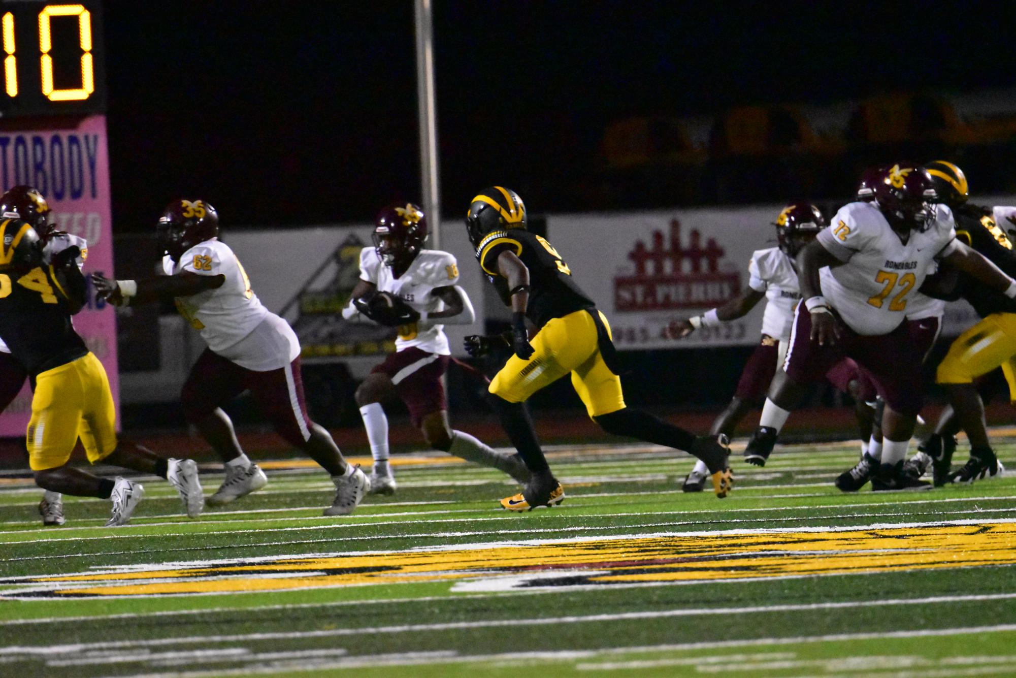Pictures: St. James vs McDonogh 35 Oct. 17